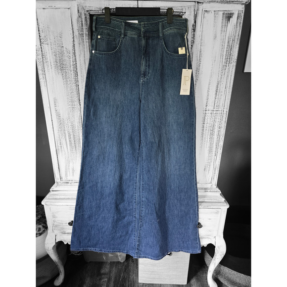 Pilcro High-Rise Wide-Leg Trouser Jeans - New 30 Tall - Picture 5 of 5